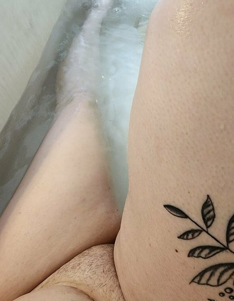 Foto desnuda filtrada de OnlyFans de Tattedshadow