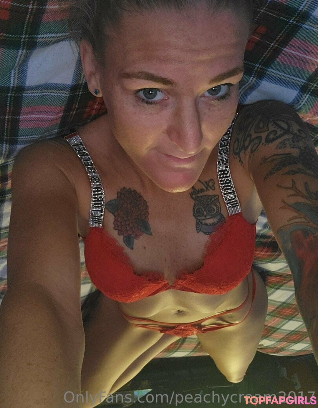 Foto desnuda filtrada de OnlyFans de Peachycream2017 #3 Foto desnuda filtrada de OnlyFans de Peachycream2017 #3