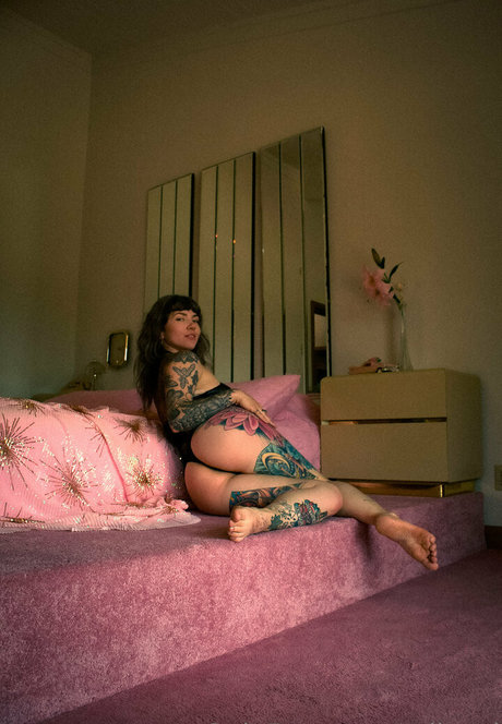Foto desnuda filtrada de OnlyFans de Milenci
