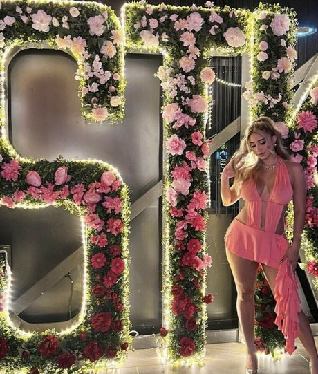 Foto desnuda filtrada de OnlyFans de Anka Vulin