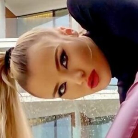 Foto desnuda filtrada de OnlyFans de Strapwoman