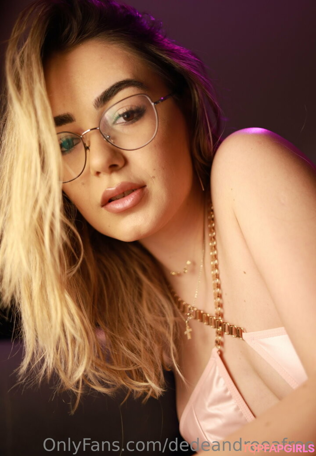 Foto desnuda filtrada de OnlyFans de Chloelucky #41 Foto desnuda filtrada de OnlyFans de Chloelucky #41