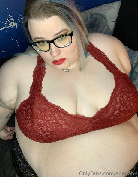 Foto desnuda filtrada de OnlyFans de Adenahx