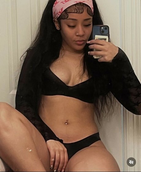 Isis Dior