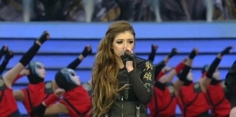 Chrissy Costanza