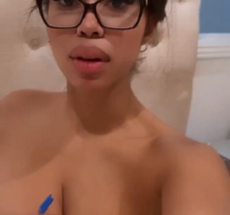 Yasmine Lopez