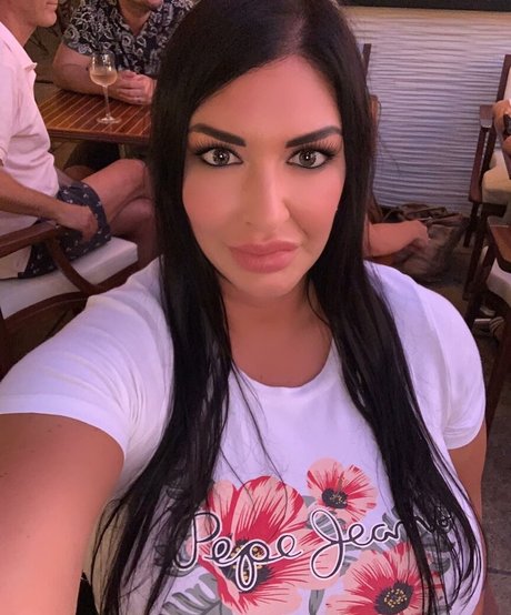 Elisabetta_mediterraneagirl