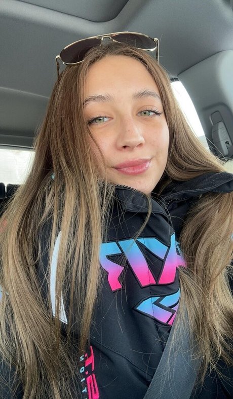 Foto desnuda filtrada de OnlyFans de Yellowminimum6204
