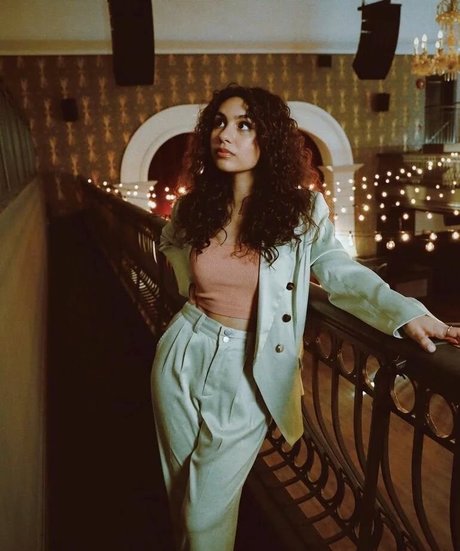 Foto desnuda filtrada de OnlyFans de Alessia Cara