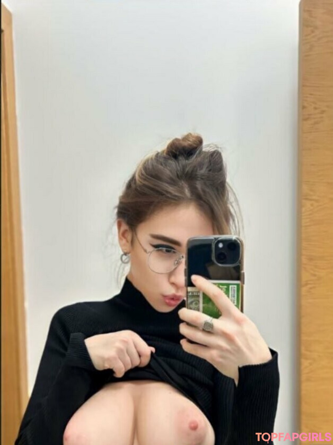 Foto desnuda filtrada de OnlyFans de Claudianerdy #115 Foto desnuda filtrada de OnlyFans de Claudianerdy #115