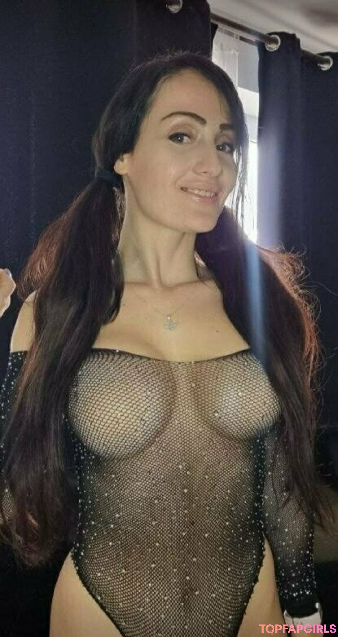 Foto desnuda filtrada de OnlyFans de Claudianerdy #301 Foto desnuda filtrada de OnlyFans de Claudianerdy #301