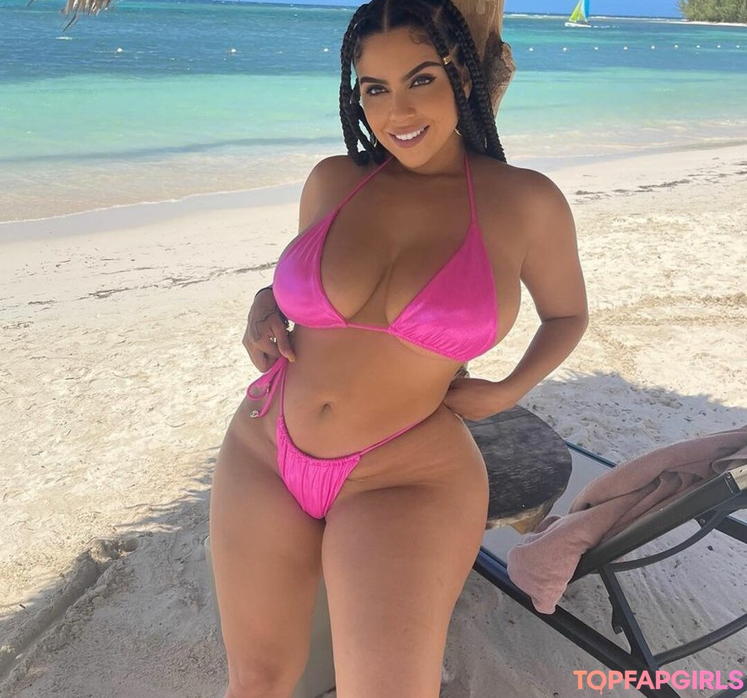 Foto desnuda filtrada de OnlyFans de Jessenia Rebecca #131 Foto desnuda filtrada de OnlyFans de Jessenia Rebecca #131