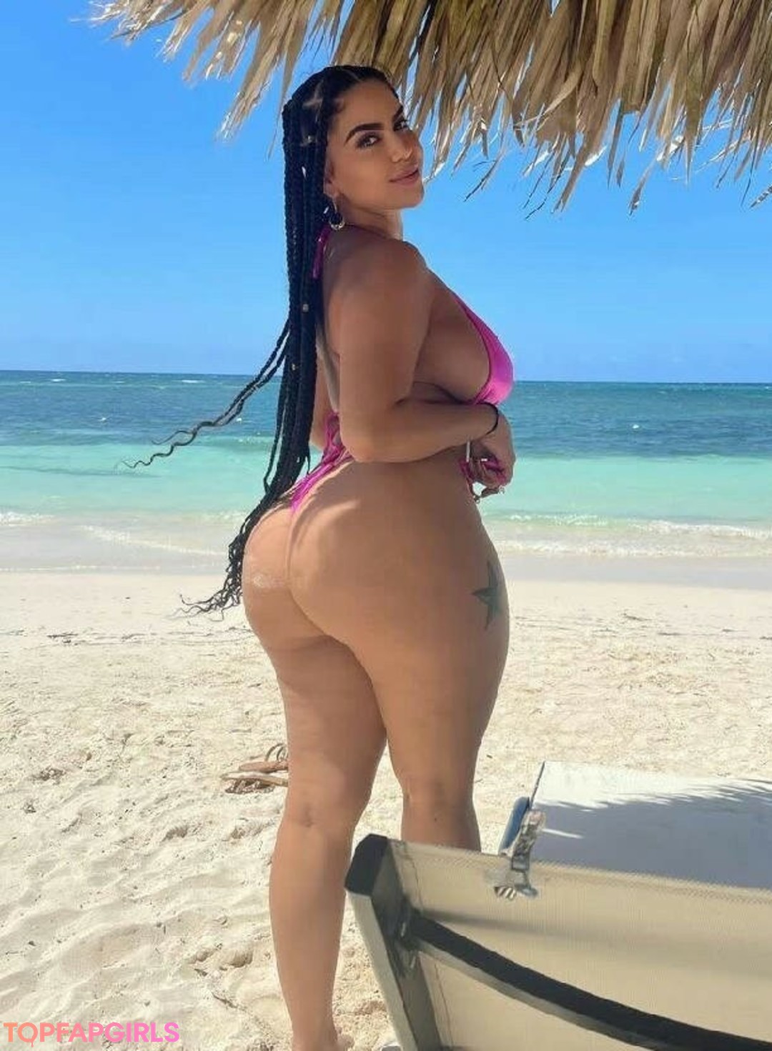 Foto desnuda filtrada de OnlyFans de Jessenia Rebecca #41 Foto desnuda filtrada de OnlyFans de Jessenia Rebecca #41