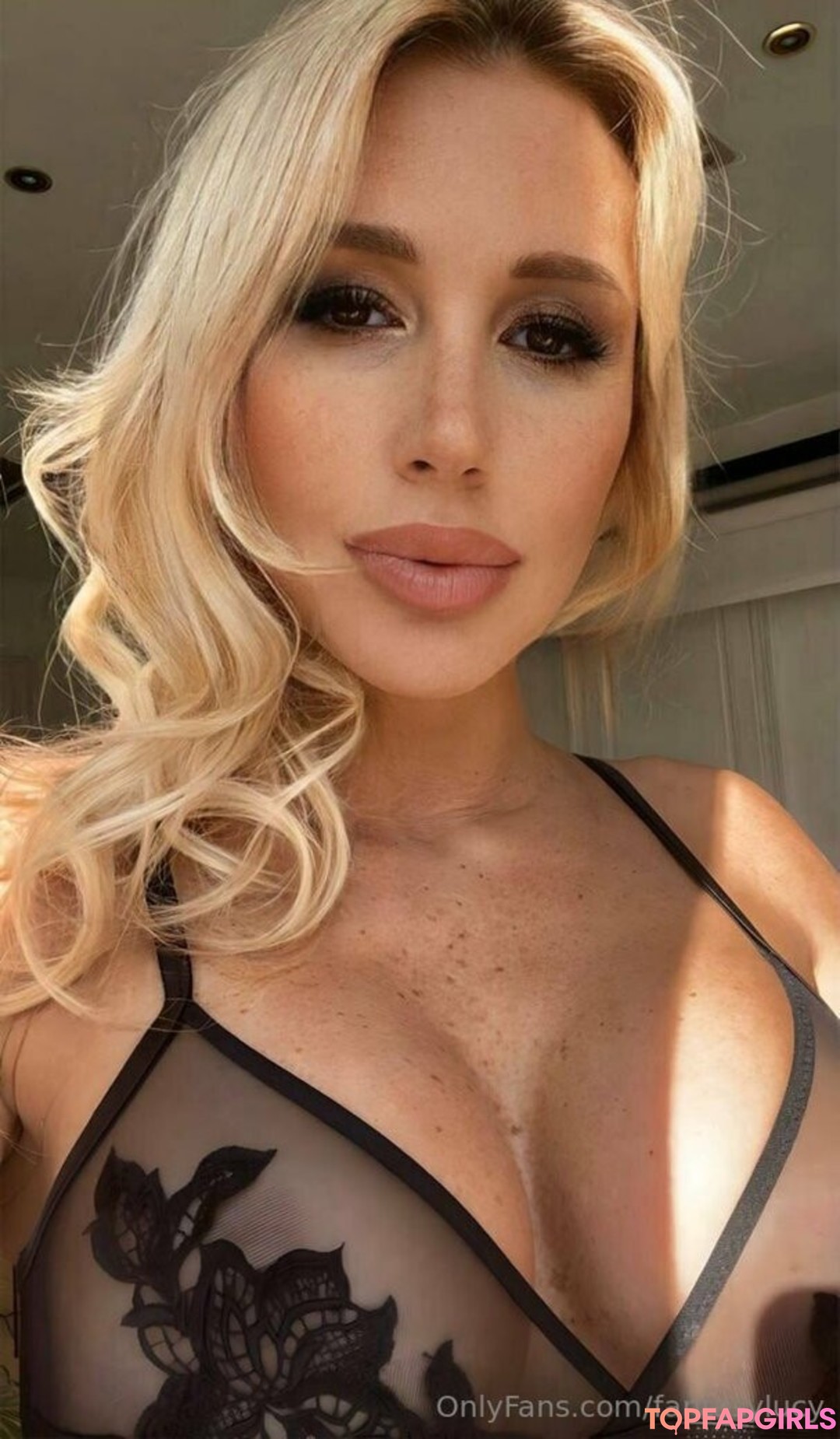 Foto desnuda filtrada de OnlyFans de Fantasylucy #292 Foto desnuda filtrada de OnlyFans de Fantasylucy #292