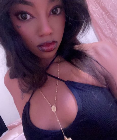 Foto desnuda filtrada de OnlyFans de Festivia18