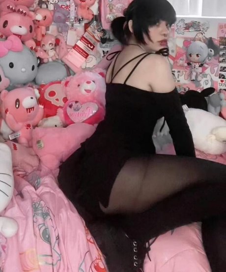 Foto desnuda filtrada de OnlyFans de Kurohalo777