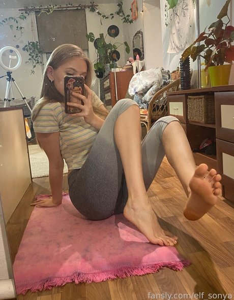 Foto desnuda filtrada de OnlyFans de Elfsonya