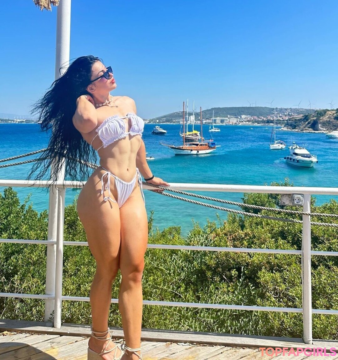 Foto desnuda filtrada de OnlyFans de Dilara Deniz #48 Foto desnuda filtrada de OnlyFans de Dilara Deniz #48