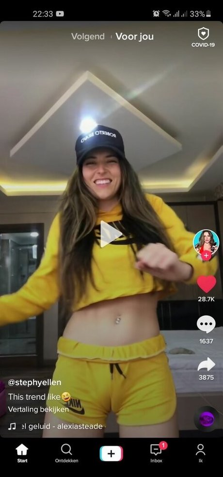 Foto desnuda filtrada de OnlyFans de Stephanie Ellen Almeida