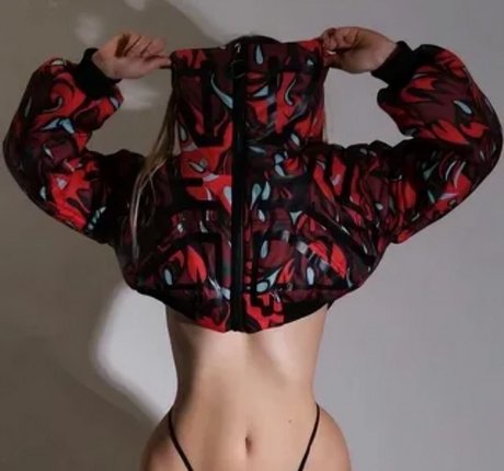 Foto desnuda filtrada de OnlyFans de Lillseda