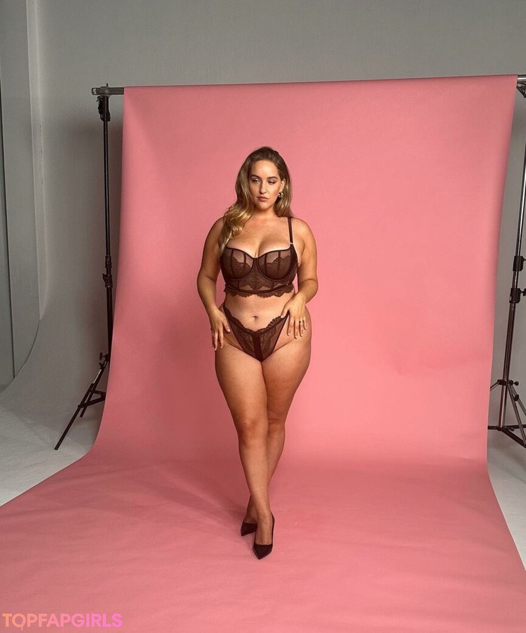 Foto desnuda filtrada de OnlyFans de Joann Van Den Herik #19 Foto desnuda filtrada de OnlyFans de Joann Van Den Herik #19