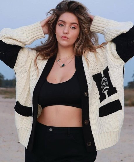 Joann Van Den Herik