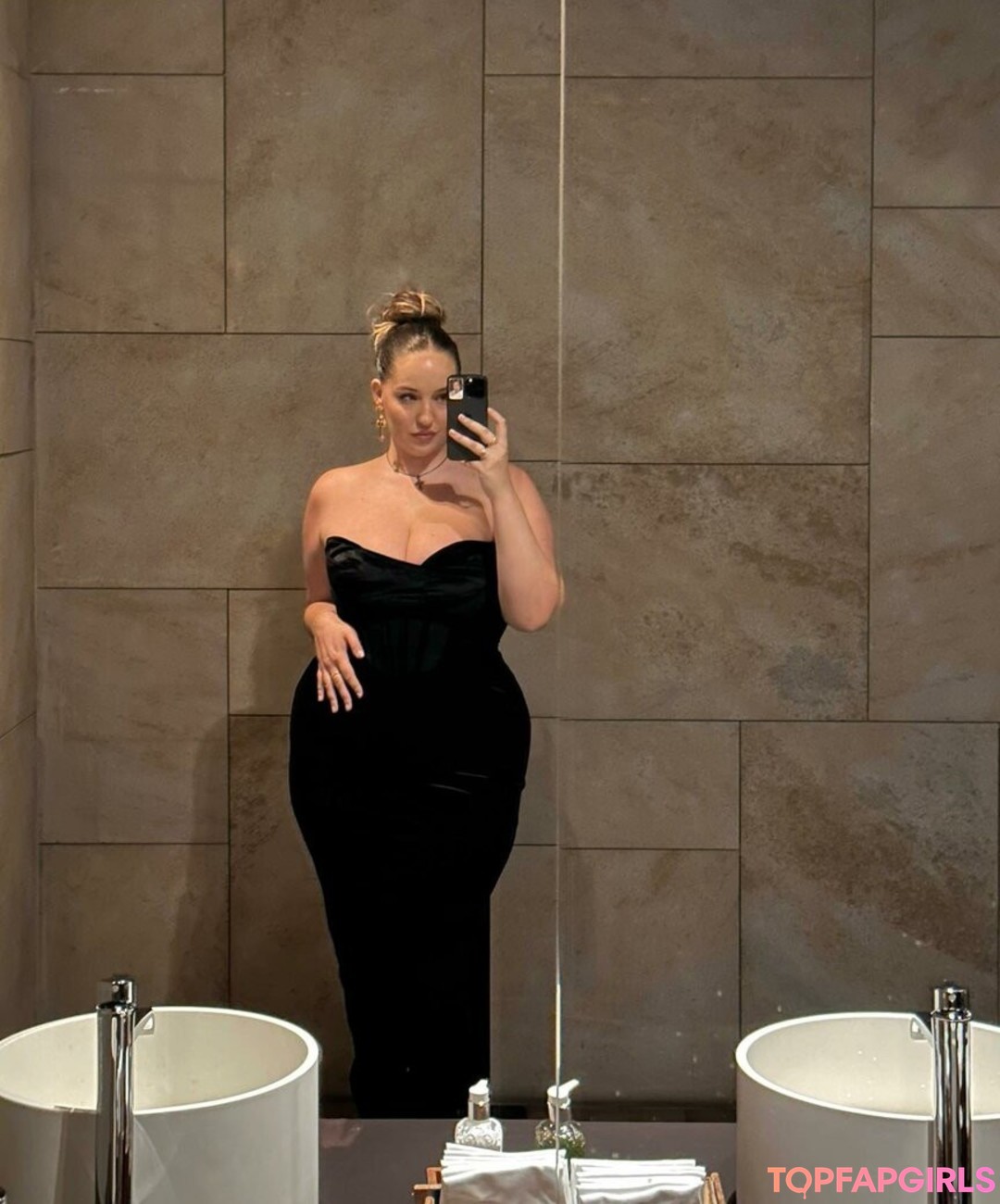 Foto desnuda filtrada de OnlyFans de Joann Van Den Herik #51 Foto desnuda filtrada de OnlyFans de Joann Van Den Herik #51