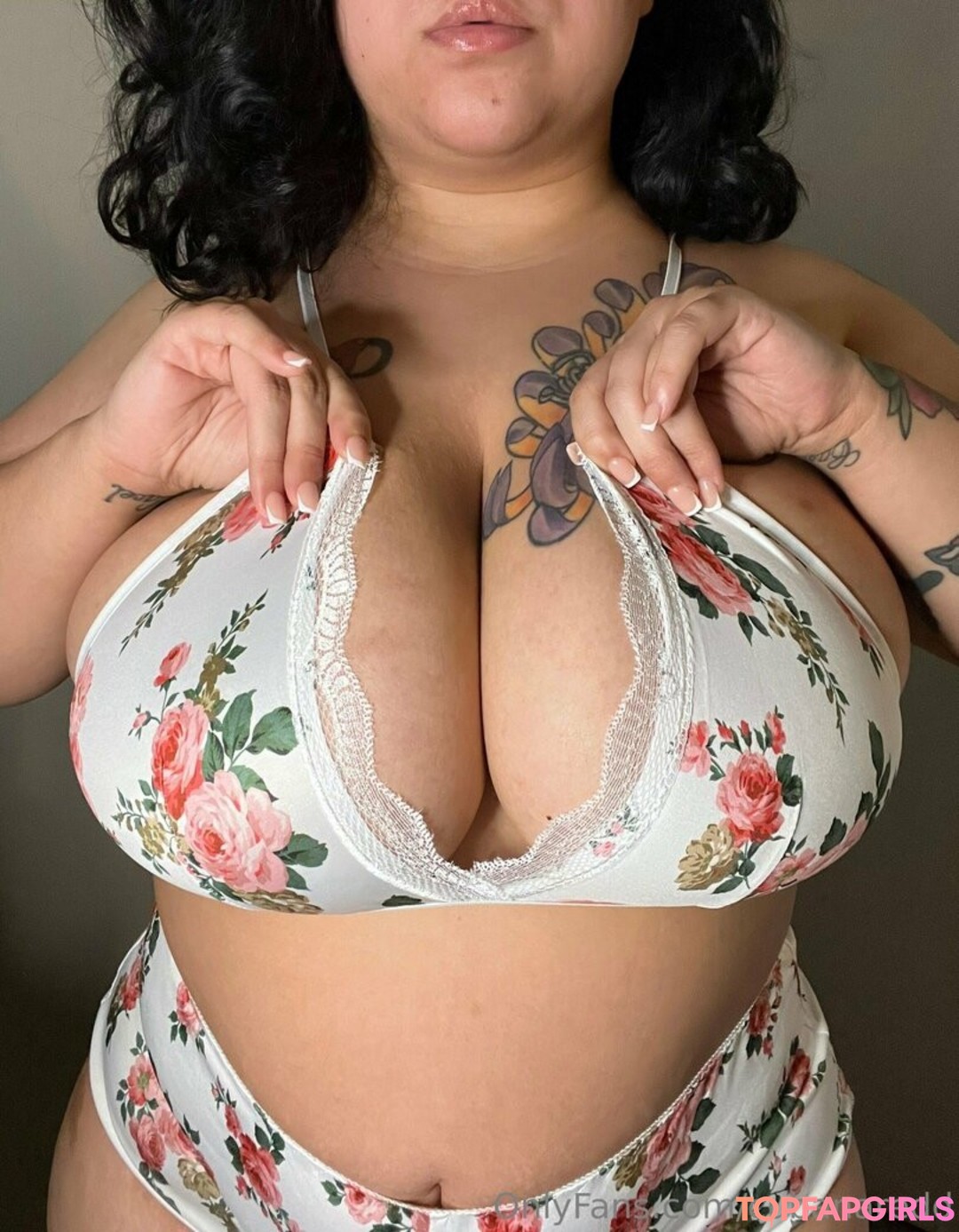 Foto desnuda filtrada de OnlyFans de Cubanaredd #67 Foto desnuda filtrada de OnlyFans de Cubanaredd #67