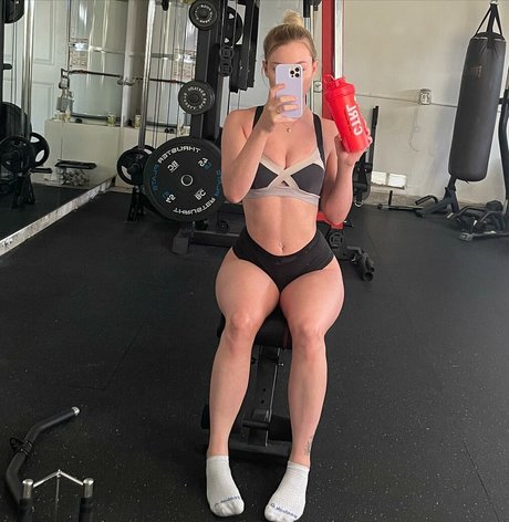 Foto desnuda filtrada de OnlyFans de Stpeach