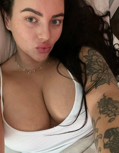 Foto desnuda filtrada de OnlyFans de Eve Sophie