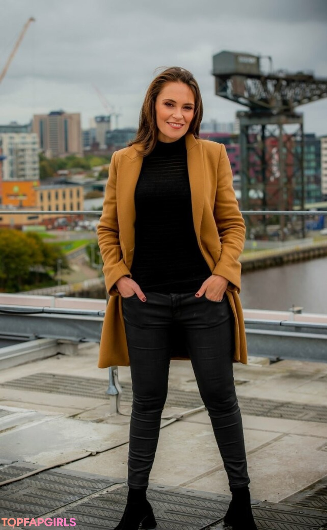 Foto desnuda filtrada de OnlyFans de Laura Miller #19 Foto desnuda filtrada de OnlyFans de Laura Miller #19