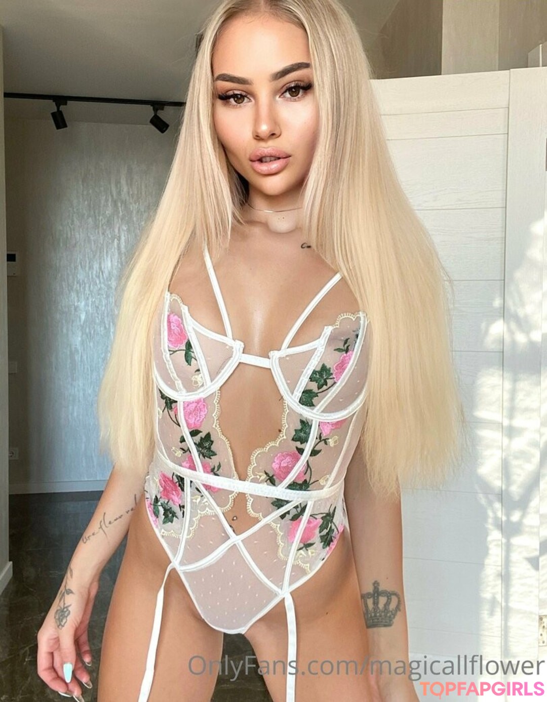 Foto desnuda filtrada de OnlyFans de Magicallflower #41 Foto desnuda filtrada de OnlyFans de Magicallflower #41