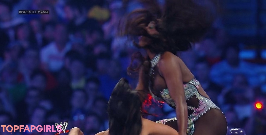 Foto desnuda filtrada de OnlyFans de Trinity Fatu #16 Foto desnuda filtrada de OnlyFans de Trinity Fatu #16