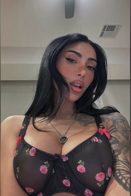Rose Zara