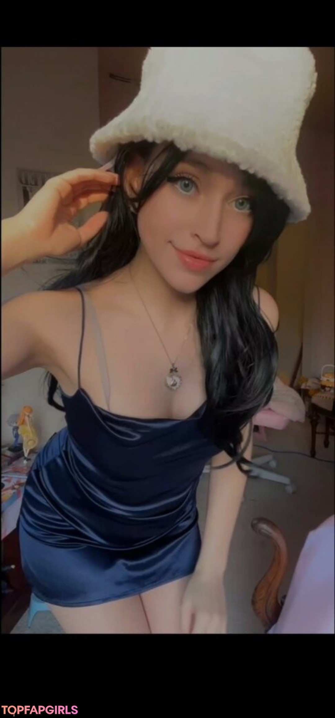 Foto desnuda filtrada de OnlyFans de Catburglartati #8 Foto desnuda filtrada de OnlyFans de Catburglartati #8