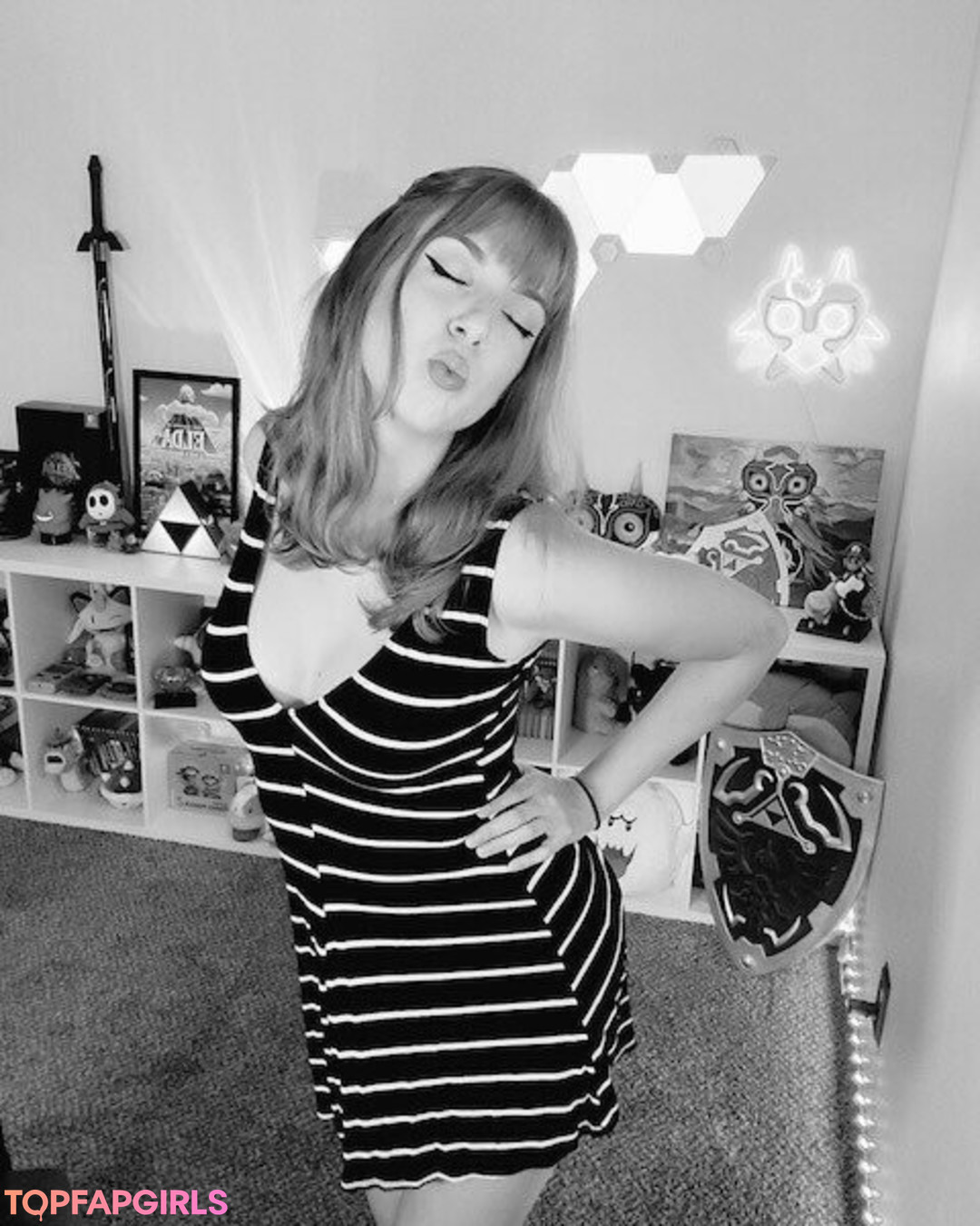 Foto desnuda filtrada de OnlyFans de Marymajora #64 Foto desnuda filtrada de OnlyFans de Marymajora #64