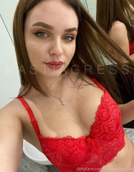 Foto desnuda filtrada de OnlyFans de Elishblossom