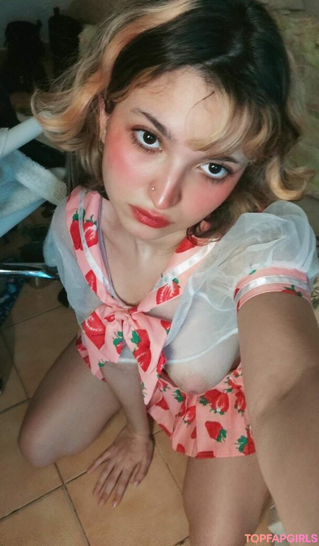 Foto desnuda filtrada de OnlyFans de Lilcutiecherie #37 Foto desnuda filtrada de OnlyFans de Lilcutiecherie #37