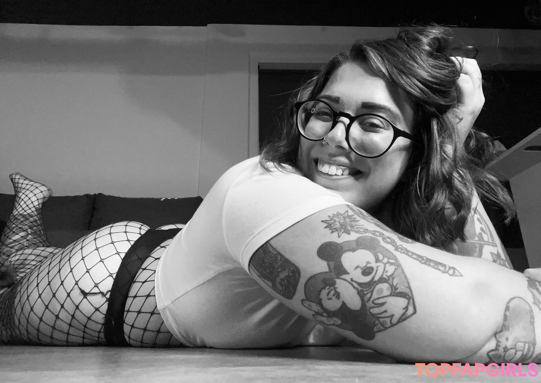 Foto desnuda filtrada de OnlyFans de Stepstool Sarah #52 Foto desnuda filtrada de OnlyFans de Stepstool Sarah #52