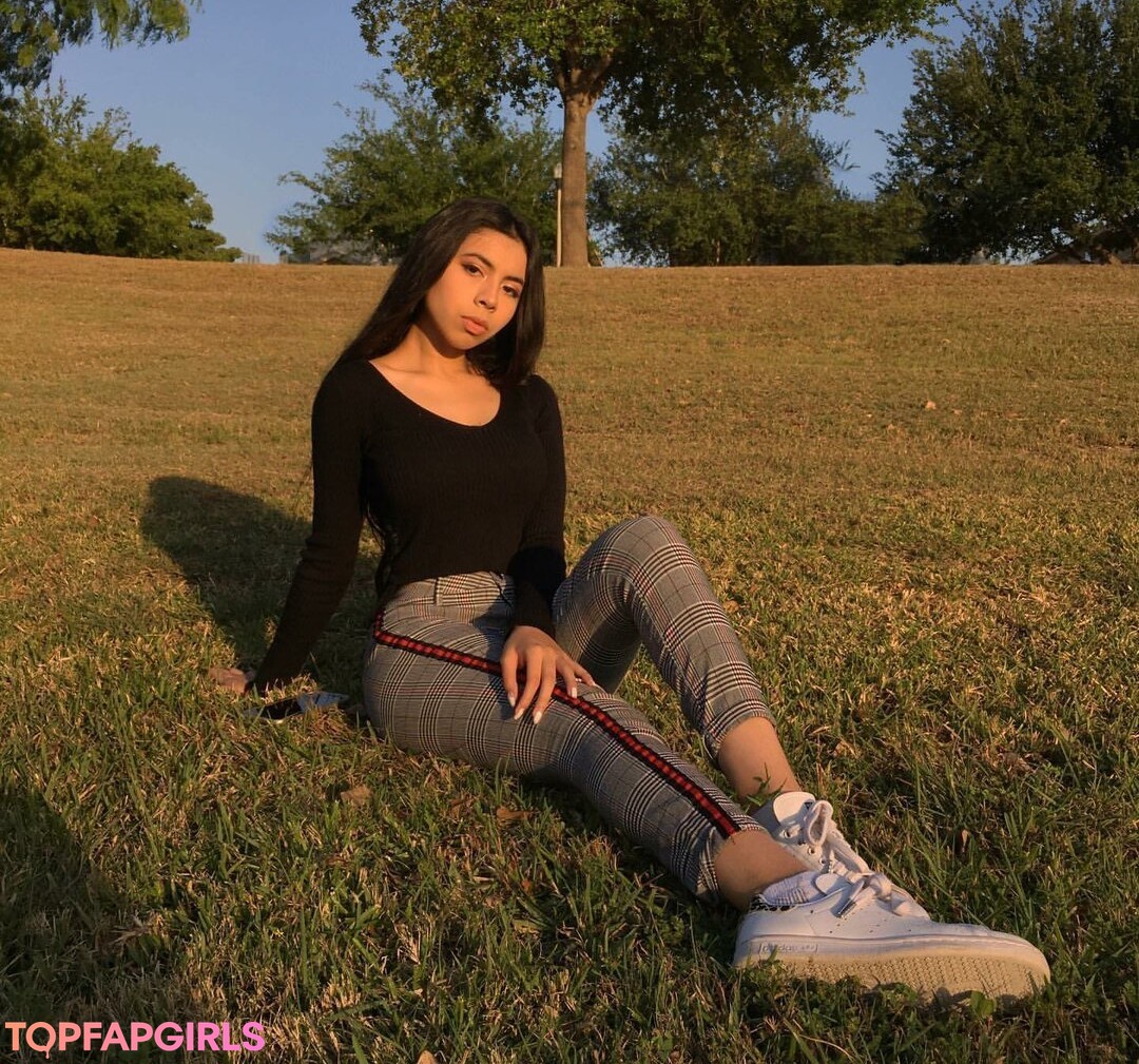 Foto desnuda filtrada de OnlyFans de Fatima Guevara #21 Foto desnuda filtrada de OnlyFans de Fatima Guevara #21