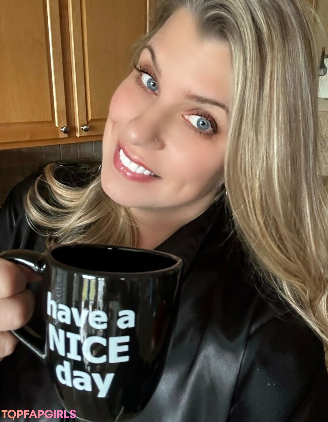 Foto desnuda filtrada de OnlyFans de Onlyneatbunny #74 Foto desnuda filtrada de OnlyFans de Onlyneatbunny #74