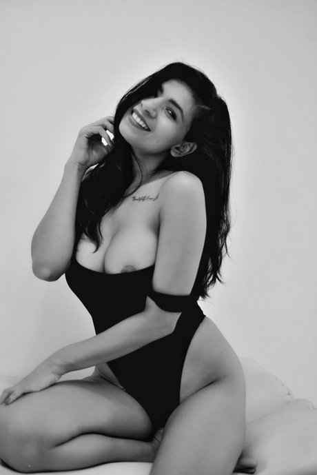 Annie Sharma