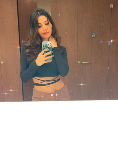 Annie Sharma