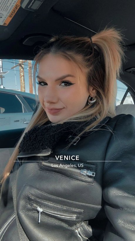 Bailey Rose