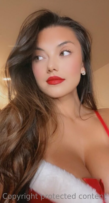 Foto desnuda filtrada de OnlyFans de Kaitlyn Nguyen