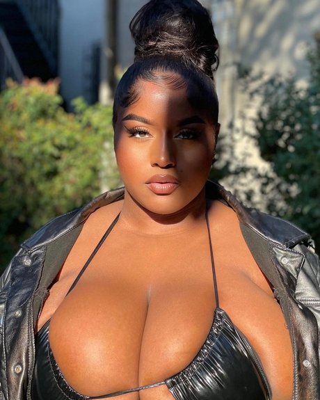 Foto desnuda filtrada de OnlyFans de Jenelle Tucker