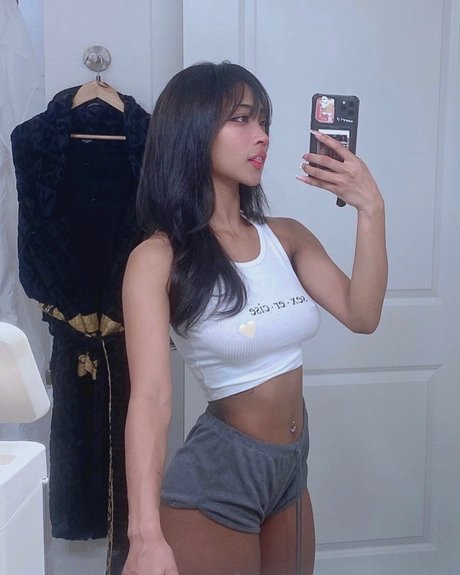 Foto desnuda filtrada de OnlyFans de Stan Sumalee