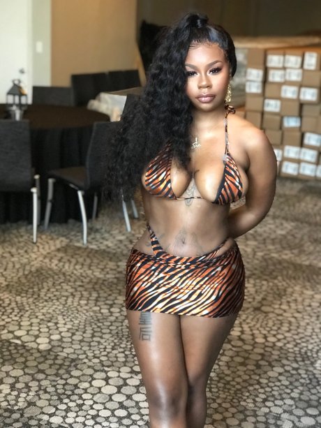 Foto desnuda filtrada de OnlyFans de Sukihana