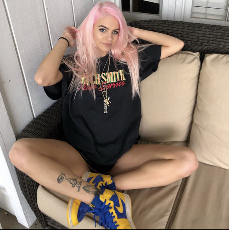 Foto desnuda filtrada de OnlyFans de Hollie Rotten
