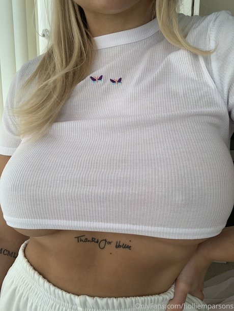 Hollie M Parsons